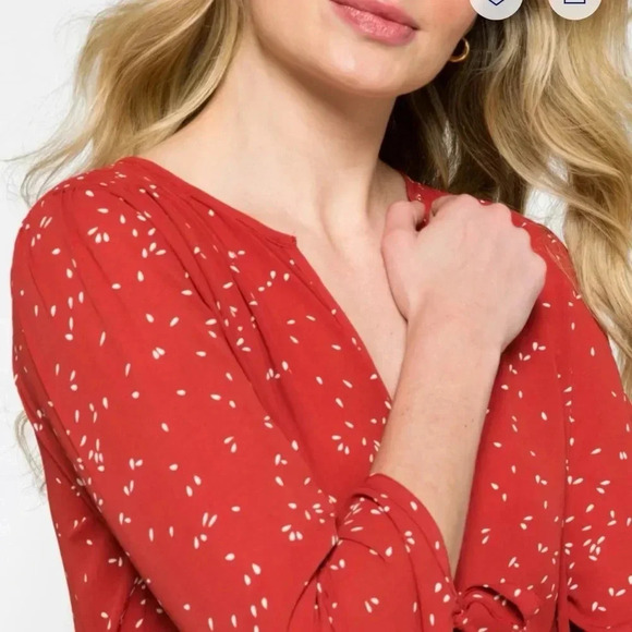 Fun2fun rust colored shirt with a cream colored design size small. - Picture 5 of 11